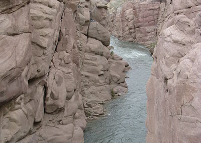 نهر جاكال كانيون ، أندينو ، مقاطعة سان خوان.