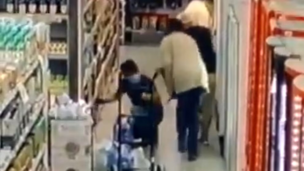 انتهى الأمر بالحكم على قاتل أطلق النار على صاحب سوبر ماركت صيني في فيلا أوركويزا من مسافة قريبة بالسجن لمدة 18 عاما