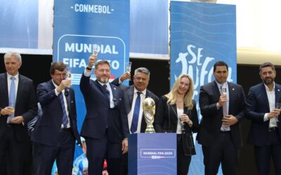 أعلن الفيفا رسميا أن الأرجنتين وأوروغواي وباراغواي ستستضيف المباريات الافتتاحية لكأس العالم 2030