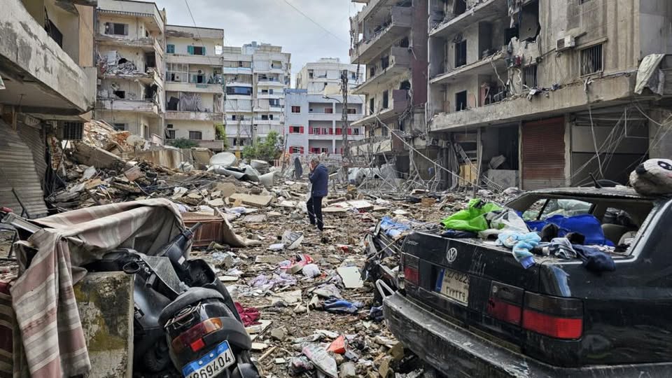 صواريخكم الغبيّة، أخطأت…نجت إسرائيل ونزفت بيروت.