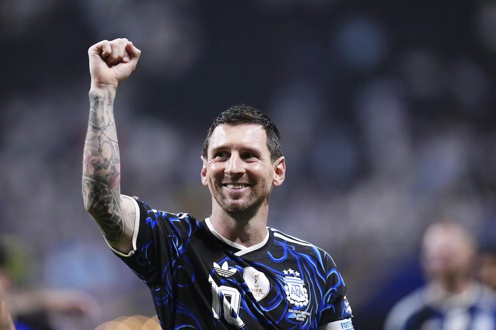 ليونيل ميسي يعود إلى قائمة منتخب الأرجنتين لخوض مباراة الوداع في المونومنتال يوم 6 أكتوبر